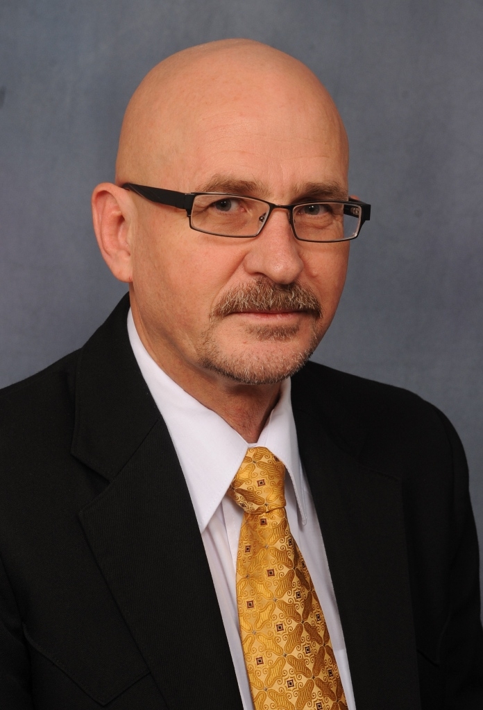 Dr. Robert S. Nelsen 