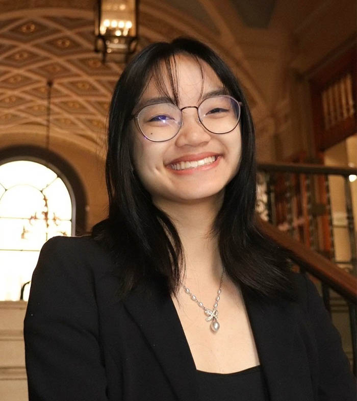 Layla Pholsiri – UT Austin