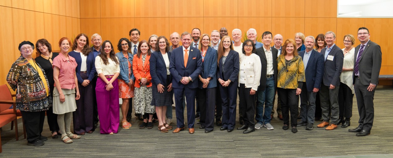 UT System Academy of Distinguished Teachers