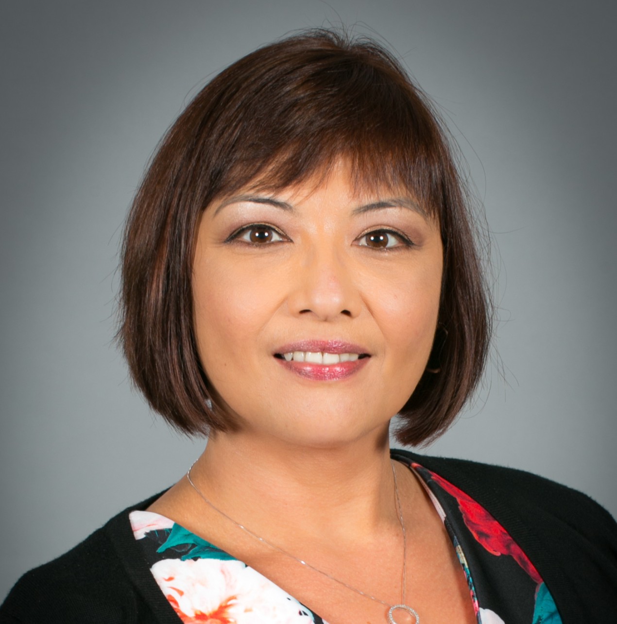 Headshot of Jocelyn Greves