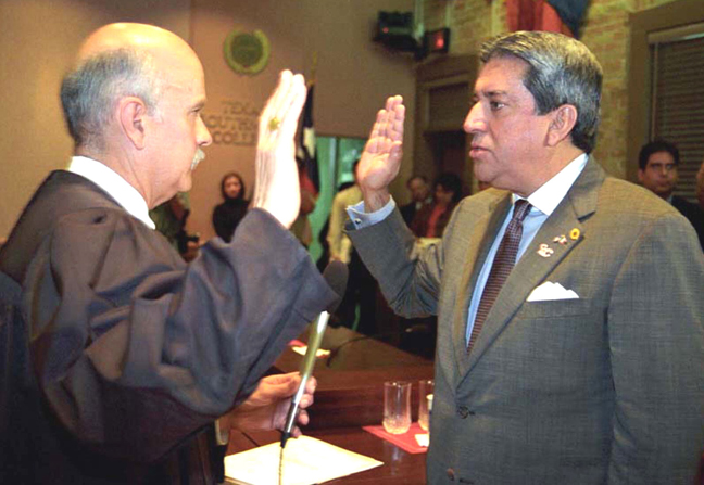 Mr. Robert A. Estrada being sworn in as Regent of The University of Texas System