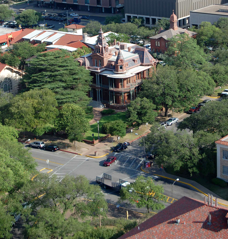 Regent Littlefield left his home to The University of Texas at Austin. It is now used for special events.